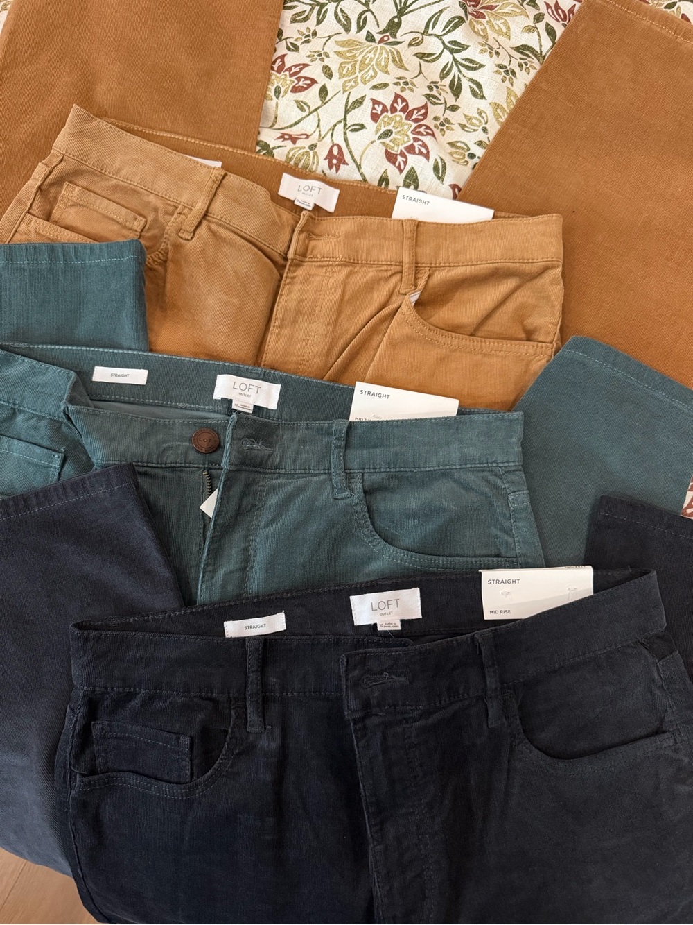 Lot of 3 - Loft Corduroy Pants - Picture 2 of 6